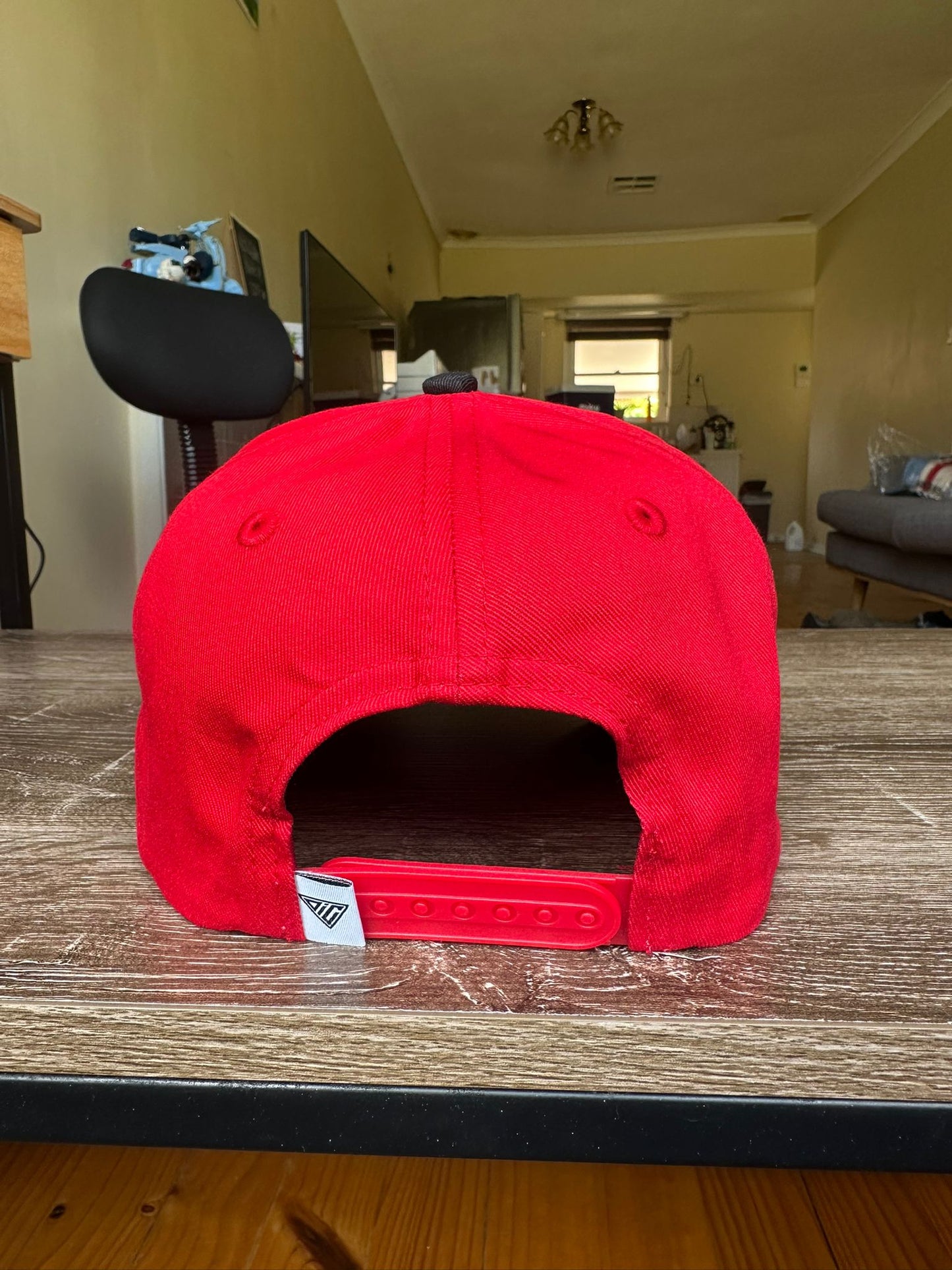 OiCo — Drop 01 | Red Crown / Black Brim — Limited Edition (Only 13 Units Left)