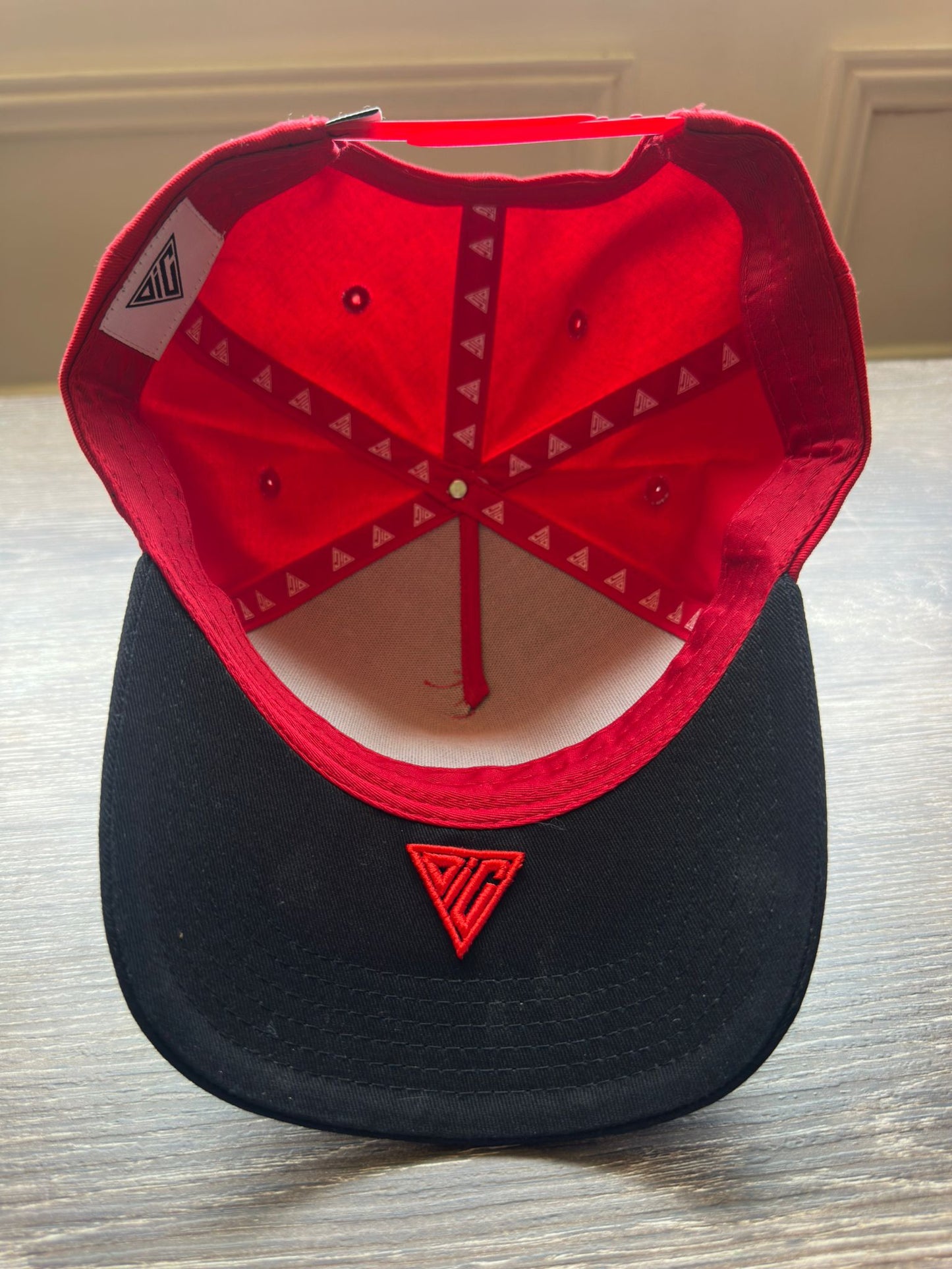 OiCo — Drop 01 | Red Crown / Black Brim — Limited Edition (Only 13 Units Left)